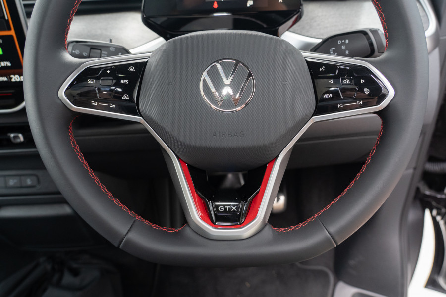 2025 Volkswagen ID. Buzz EB GTX People Mover