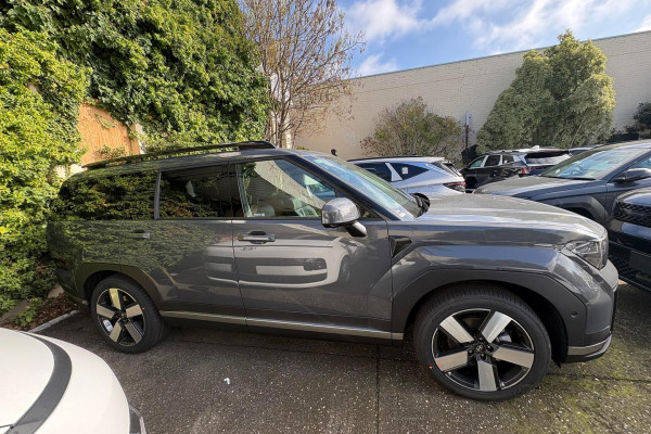 2026 Hyundai Santa Fe MX5.V2 Hybrid Elite SUV Image 5