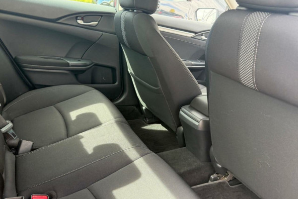2020 Honda Civic 10th Gen VTi-S Sedan Image 12
