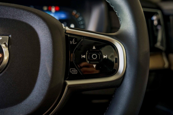 2026 Volvo XC90 L Series Plus B5 Bright SUV Image 17