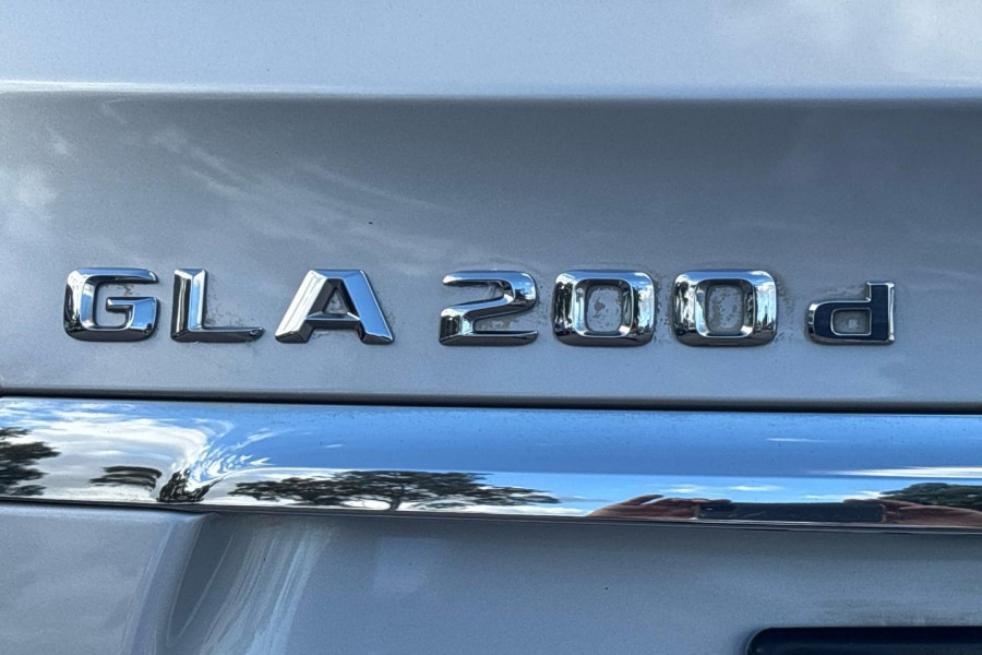 2016 Mercedes-Benz GLA-Class X156 GLA200 SUV Image 31