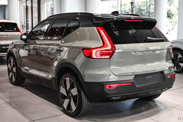 2024 MY25 Volvo EX40 No Series Ultra Single Motor Extended Range SUV Image 4