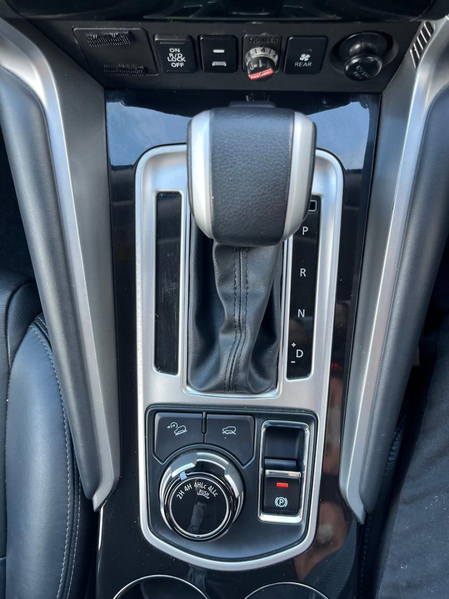 2019 Mitsubishi Pajero Sport QE GLS SUV Image 28