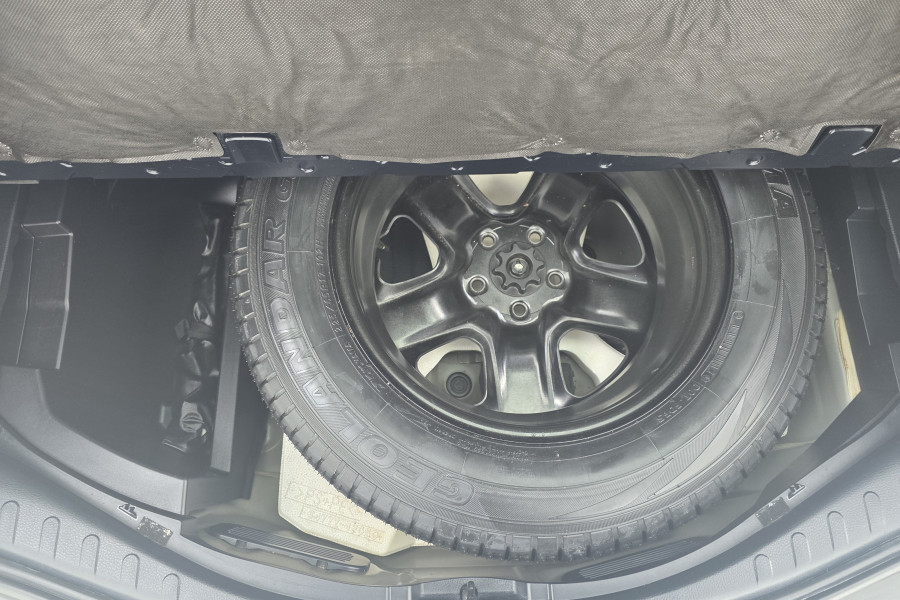 2015 MY14 Toyota RAV4 ASA44R GX SUV Image 11