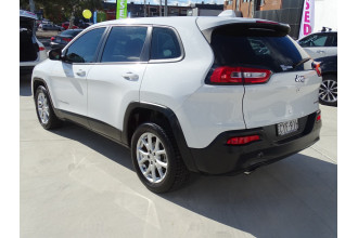 2015 [THIS VEHICLE IS SOLD] image 8