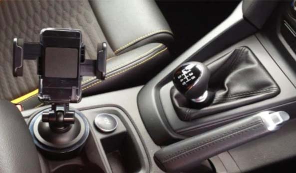 <img src="Mobile Phone Holder
