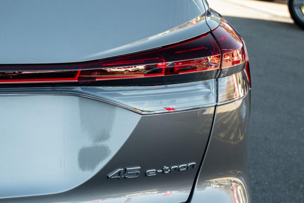2025 MY26 Audi Q4 e-tron F4 45 SUV