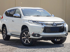 Mitsubishi Pajero Sport GLS QE