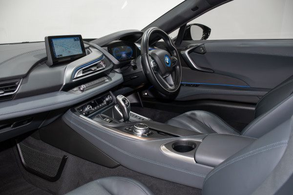 2015 BMW I8 Phev Coupe image 24