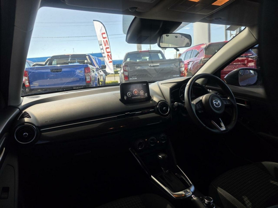 2017 Mazda 2 DJ Series Maxx Hatch Image 12