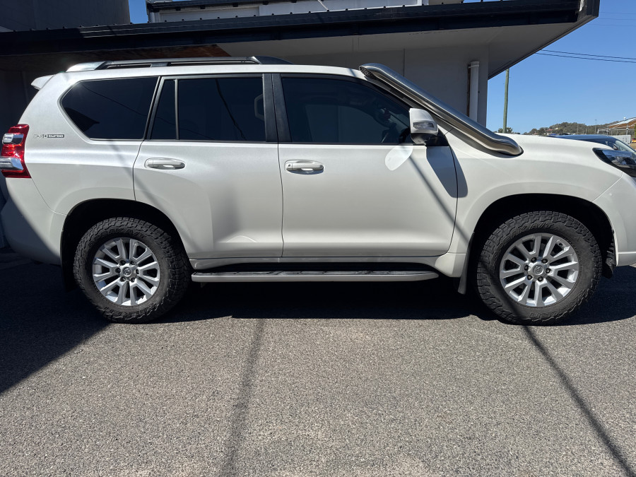 2016 Toyota LandCruiser Prado GDJ150R Kakadu SUV Image 7