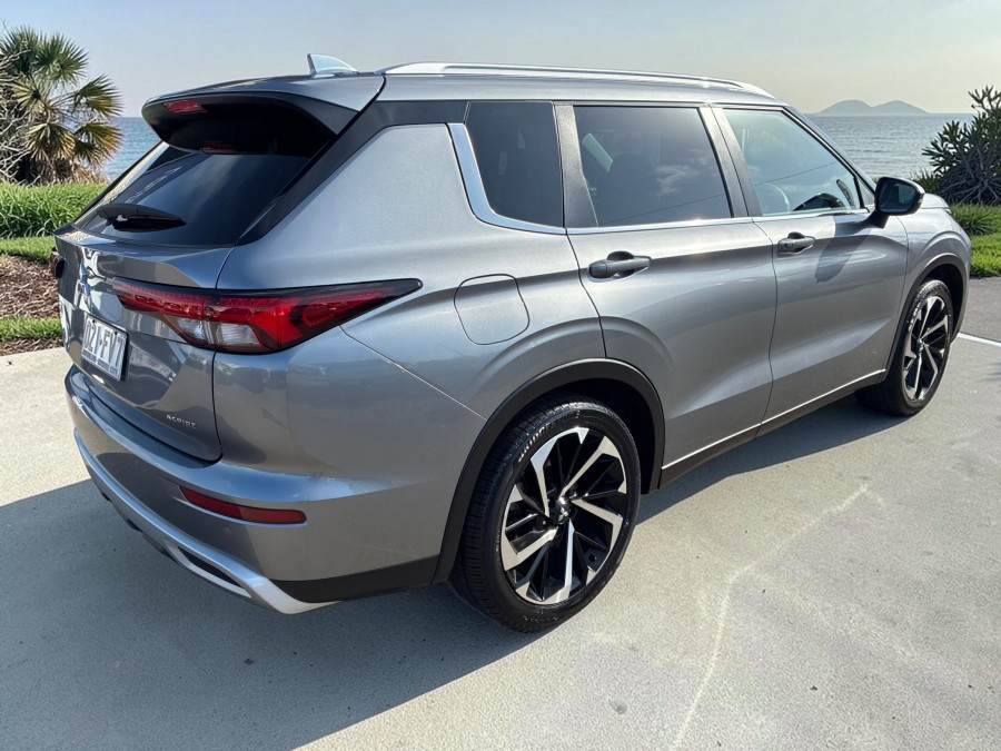2022 Mitsubishi Outlander ZM Aspire SUV Image 3