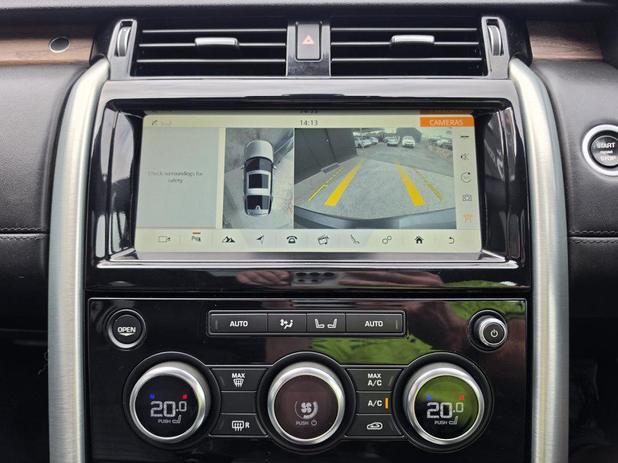 2018 Land Rover Discovery Series 5 HSE Luxury SUV Image 15