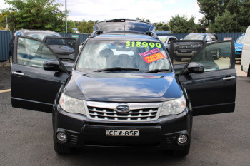 2011 MY12 [THIS VEHICLE IS SOLD] image 10