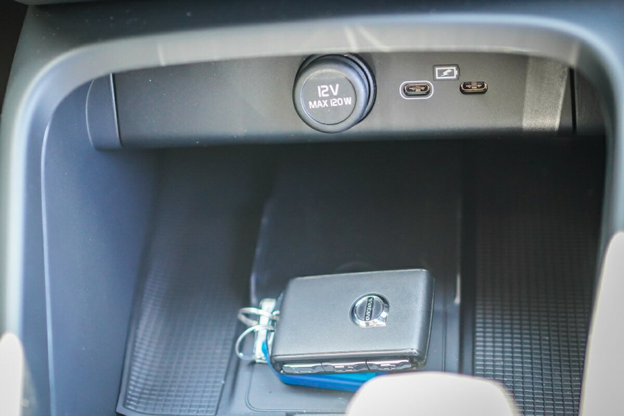 2024 Volvo C40 XK Recharge Pure Electric SUV Image 24