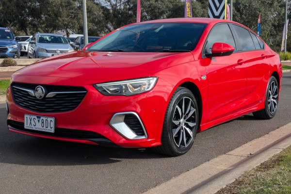 2018 Holden Commodore ZB RS Liftback Image 3