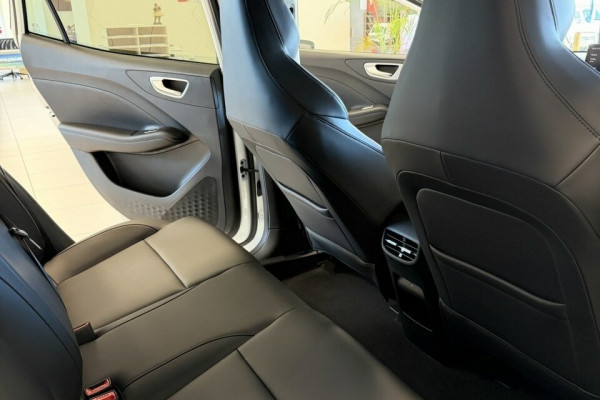 2026 MG MG4 EV Urban AH4E Essence 43 Hatch Image 19