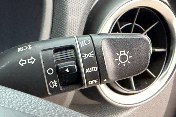 2021 Hyundai KONA OS.V4  SUV Image 17