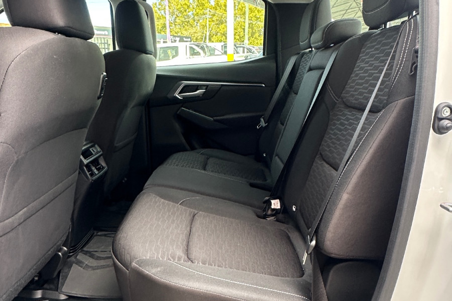2023 Isuzu D-MAX RG LS-M Ute Image 11