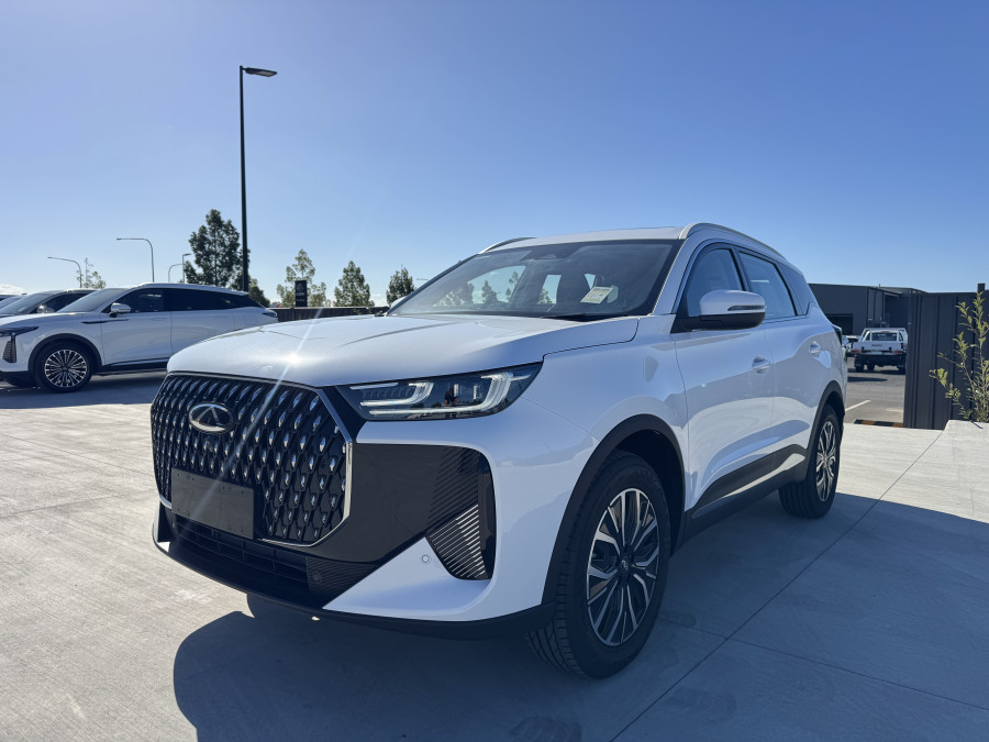 2025 MY26 Chery Tiggo 7 T32 Ultimate SUV Image 3
