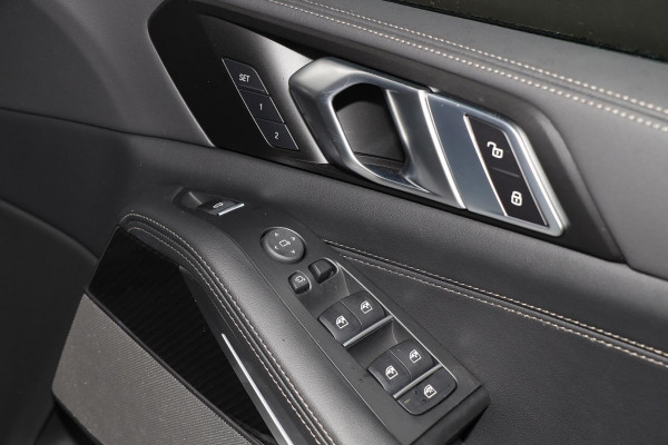 2025 BMW X5 G05 LCI xDrive30d M Sport SUV image 19