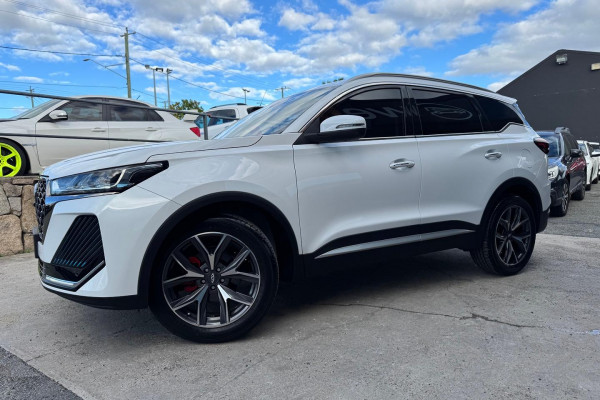 2023 Chery Tiggo 7 Pro T32 Ultimate AWD SUV Image 1
