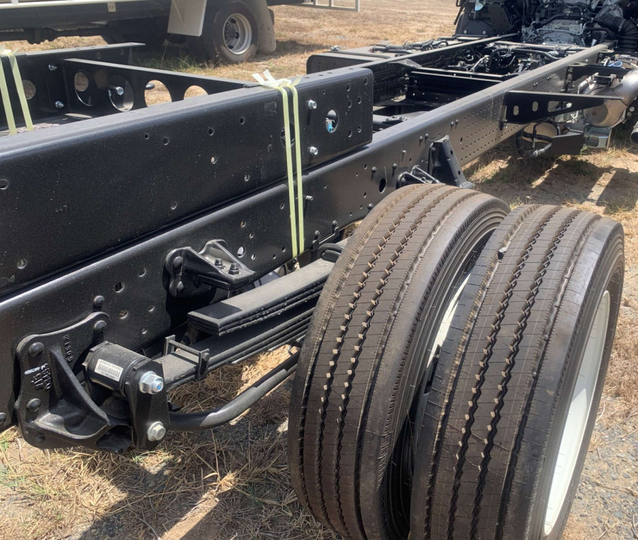 2026 Isuzu  NQR 88/80-190 AM D45 Cab Chassis Image 7