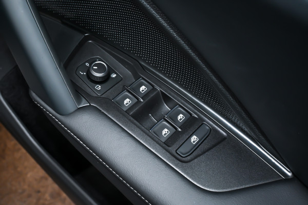 2025 MY26 Volkswagen Tiguan CT 195TSI R-Line SUV Image 10
