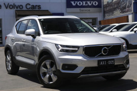 Volvo XC40 T4 Momentum