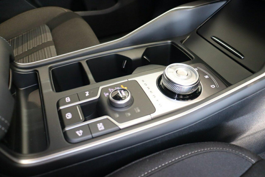 2025 Kia Sorento MQ4 PE Sport SUV Image 18