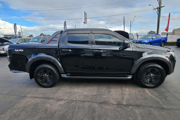 2021 Isuzu D-MAX RG X-TERRAIN Ute Image 2
