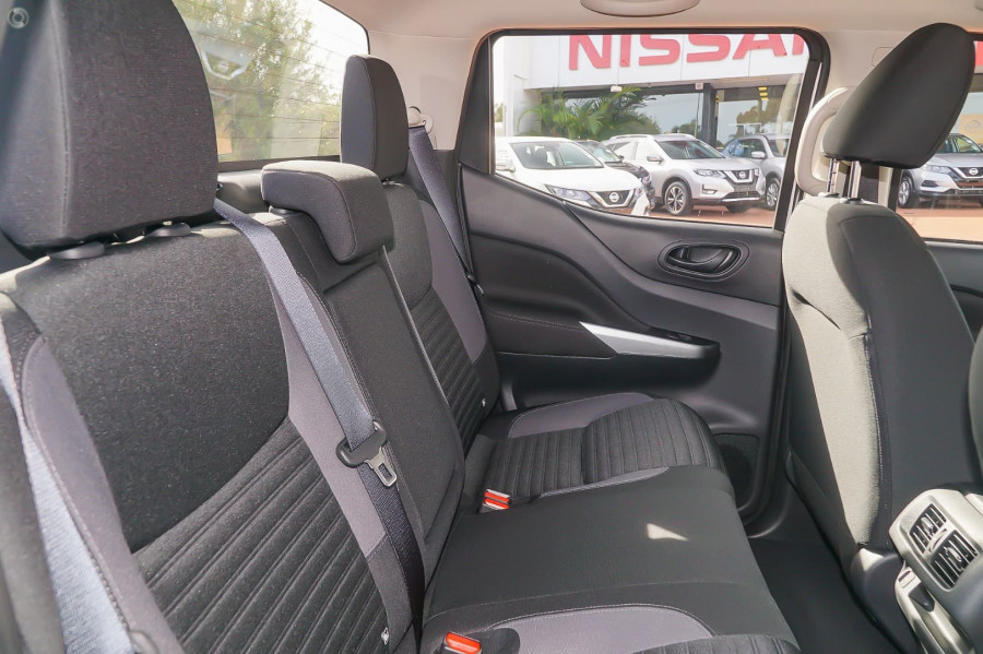 2021 Nissan Navara D23 SL Cab chassis Image 11