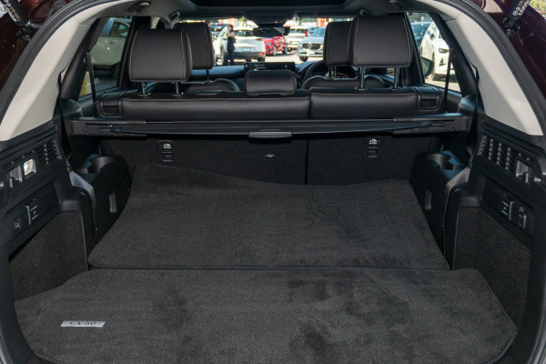 2025 Mazda CX-80 KL P50e GT SUV Image 18