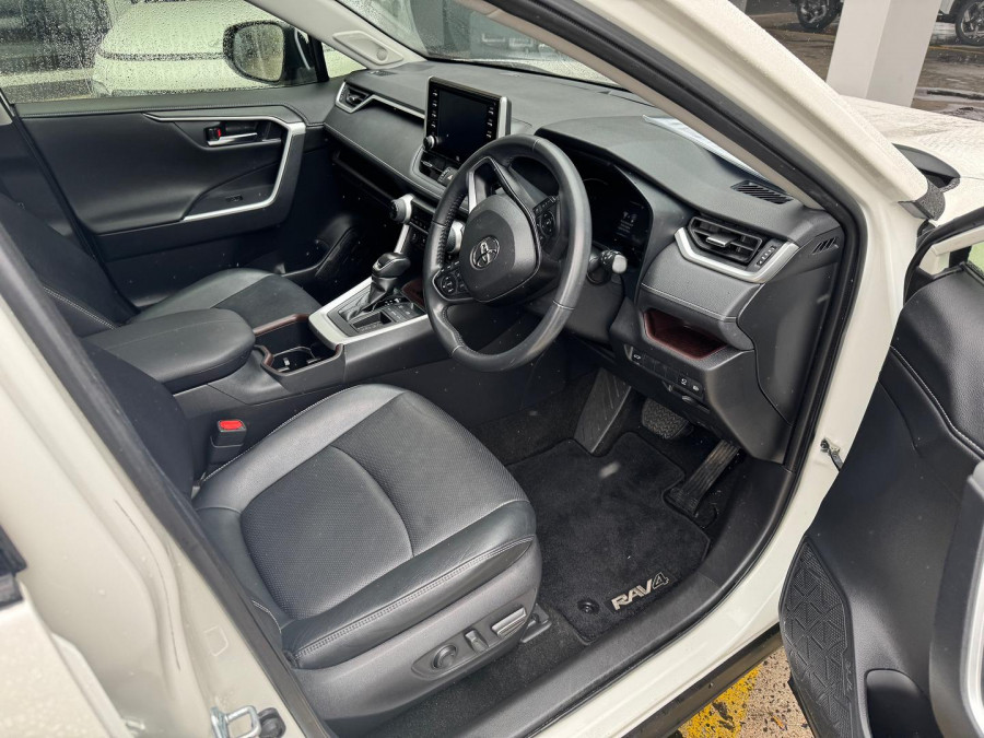 2022 Toyota RAV4 MXAA52R Cruiser SUV Image 9