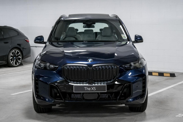 2025 BMW X5 G05 LCI xDrive40i M Sport SUV image 4