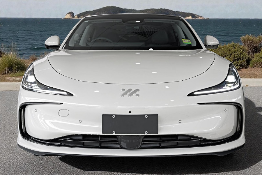 2025 MG IM5 P12L Premium Hatch Image 4