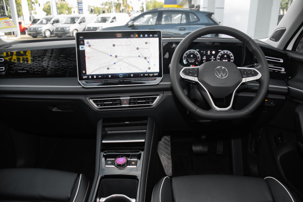2026 Volkswagen Tiguan CT 110TSI Elegance SUV Image 7