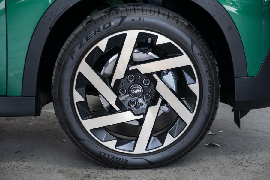 2026 MINI Countryman U25 S Favoured SUV