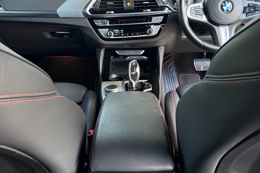 2019 BMW X4 G02 xDrive30i M Sport SUV Image 14
