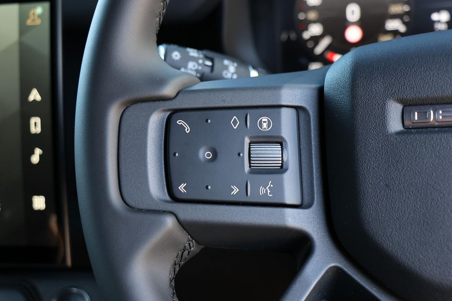 2026 Land Rover Defender L663 110 D350 X-Dynamic SE SUV