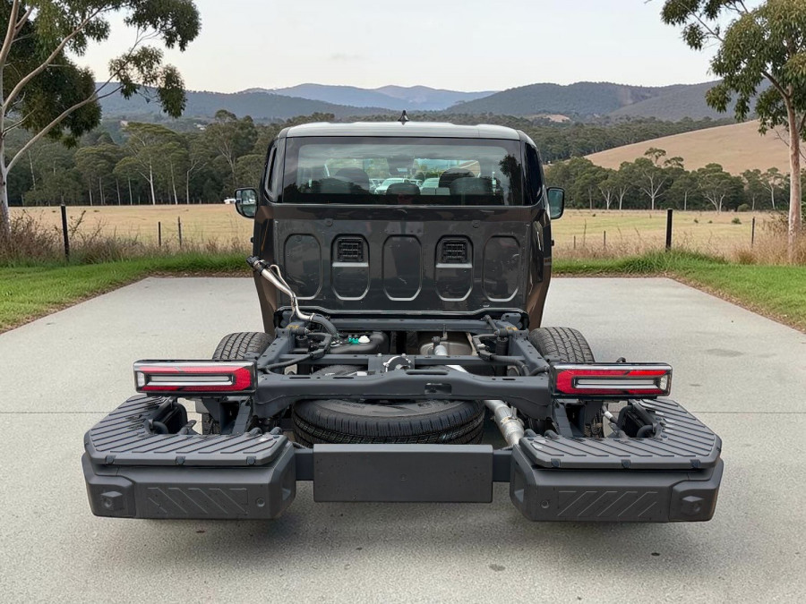 2025 MY26 Kia Tasman TK SX Cab Chassis Image 4