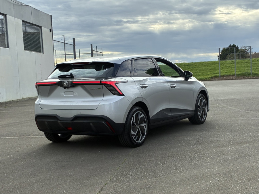 2026 MG MG4 AH4E Essence 64 Hatch Image 3