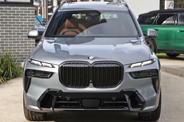 2026 BMW X7 G07 LCI xDrive40d M Sport SUV image 2