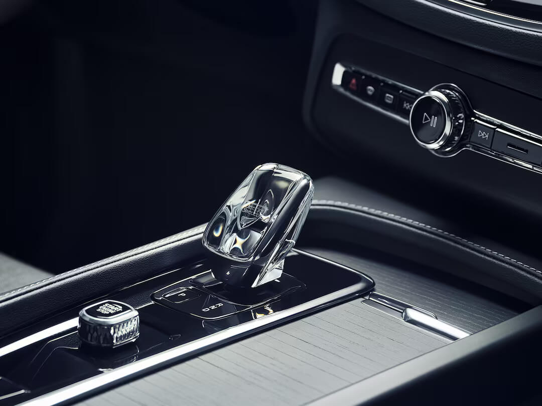 Crystal gear shifter Image