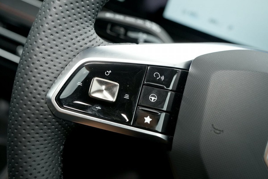2025 MG HS AS33 Excite SUV Image 17