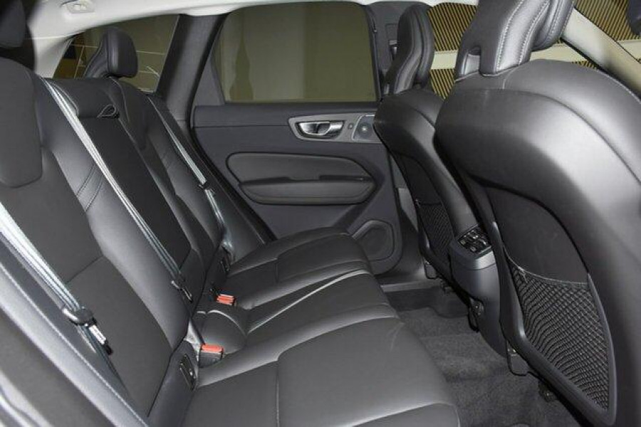 2023 Volvo XC60 UZ Ultimate B5 Bright SUV Image 10