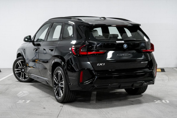 2025 BMW iX1 U11 xDrive30 M Sport SUV image 2