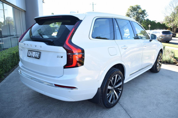 2026 Volvo XC90 L Series Plus B5 Bright SUV Image 7