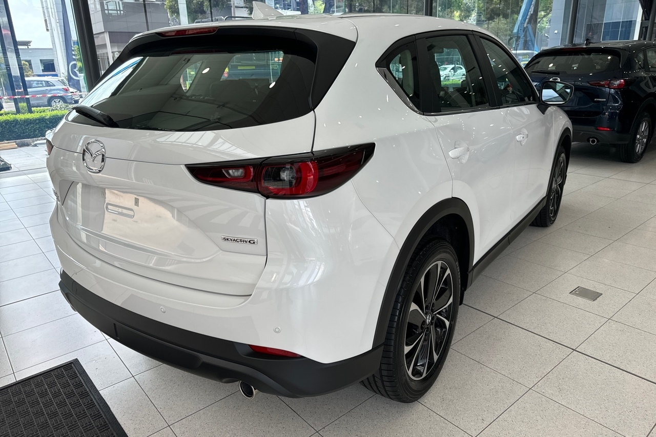 2024 Mazda CX-5 KF Series G25 Touring SUV Image 9