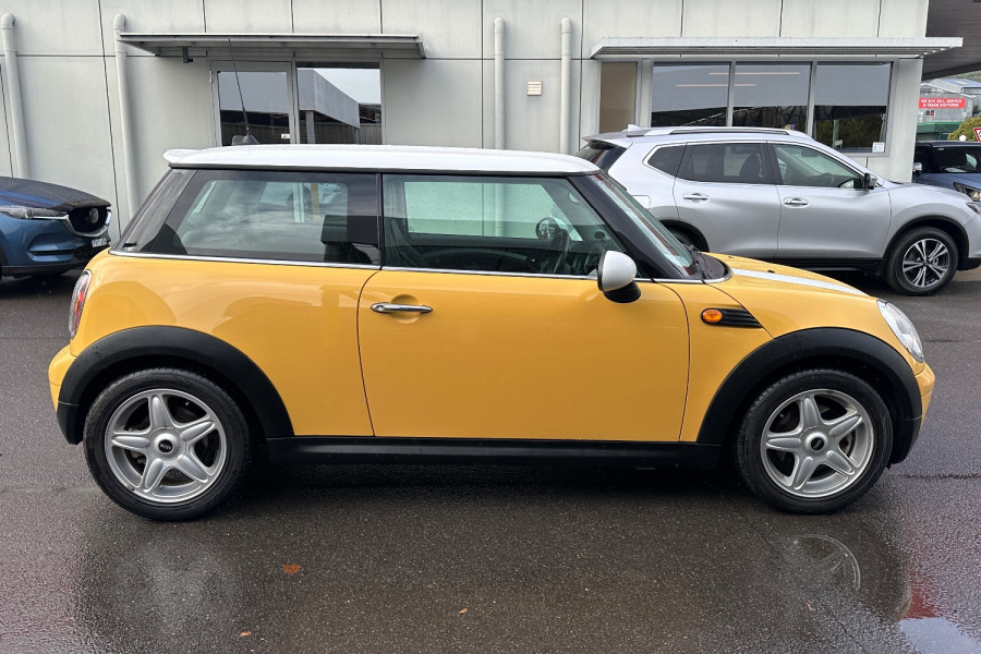 2008 MINI Hatch Cooper Hatch Image 8